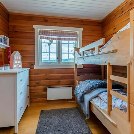 Family With Mountain View And Trails Holiday home *