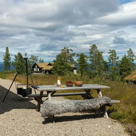 Semesterbostad Family With Mountain View And Trails Svene
