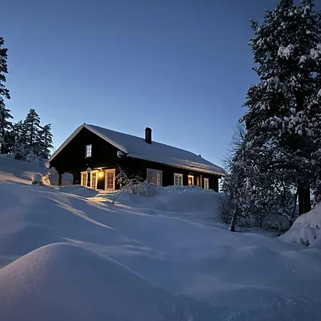 Semesterbostad Family With Mountain View And Trails